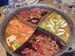 -白乐天毛肚火锅馆(南滨路店)