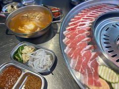 -哈哈碳都·牛肋条无限自助烤肉(台江万达店)