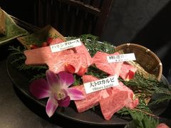 松阪牛肉拼盘-松阪牛焼肉M(法善寺横丁店)
