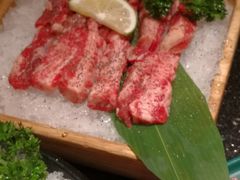 -韩烧牛中牛·甄选黑牛烤肉(黑金店)