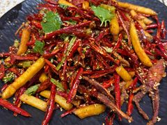 -小董哥烤串·爆汁大油边(故宫店)