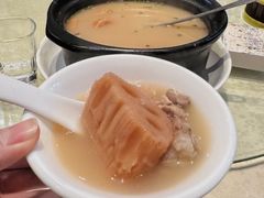 -莲餐厅·湖北菜·潜江小龙虾店(愚园路店)