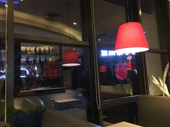 大堂-必胜客(武汉欢乐谷店)