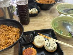 -香山胡记吴江路生煎(灵山路店)