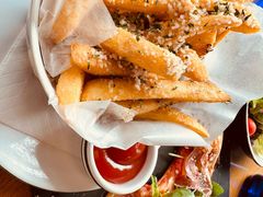 -玛尚诺意式餐厅(官舍店)