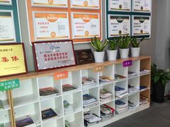 -新东方前途出国留学·小语种(解放碑中心)