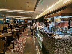 -广州天河希尔顿酒店