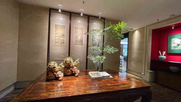 漾亚·雍雅合鲜(桐梓林店)-"朋友家住在附近,这一片她比较熟,而且成都