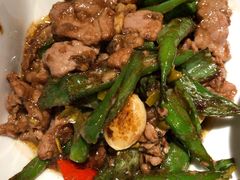 杭椒小炒肉-老头儿油爆虾·知味杭州(爱琴海购物中心)