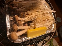 黄油芝士烤菌类-不倒翁炭火烧肉(永安里店)