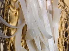 -万里闯关东铁锅炖菜馆(高新旗舰店)