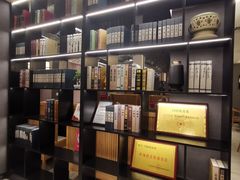 -闫府私房菜(恒隆店)