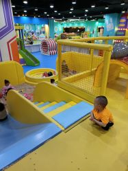 -哈尼兔儿童游戏乐园(沈阳大东龙之梦店)