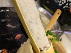 -牛魔王时尚回转餐厅