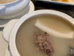 -港丽餐厅(高德置地店)