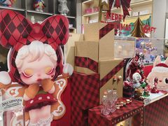-泡泡玛特POPMART(杭州乐堤港店)