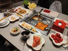 -海底捞火锅(新松江路生日主题店)