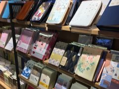 -九木杂物社(恒隆广场店)