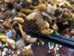 -一品红烧鸭特色川菜(三岔湖店)