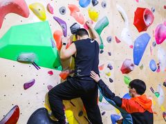 -问山MountQuest攀岩馆