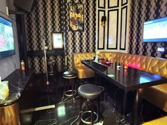 -皇马纯KTV·量贩·聚会(民治店)