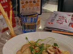-必胜客(WOW梧州旺城店)