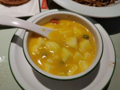 -雍哲港式餐厅(现代广场店)