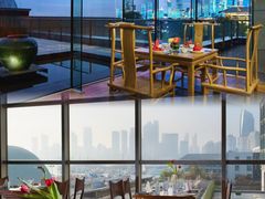 -青岛海尔洲际酒店