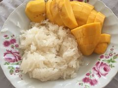 -芒果糯米饭摊子