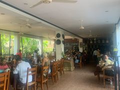 -Neary Khmer Restaurant