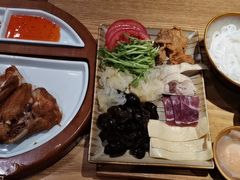 蒙自过桥米线-麦麦山云南菜(复地活力城店)