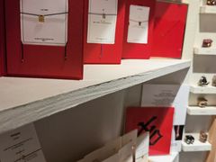 -LADY FAFA(巨鹿路陕西南路路口店)