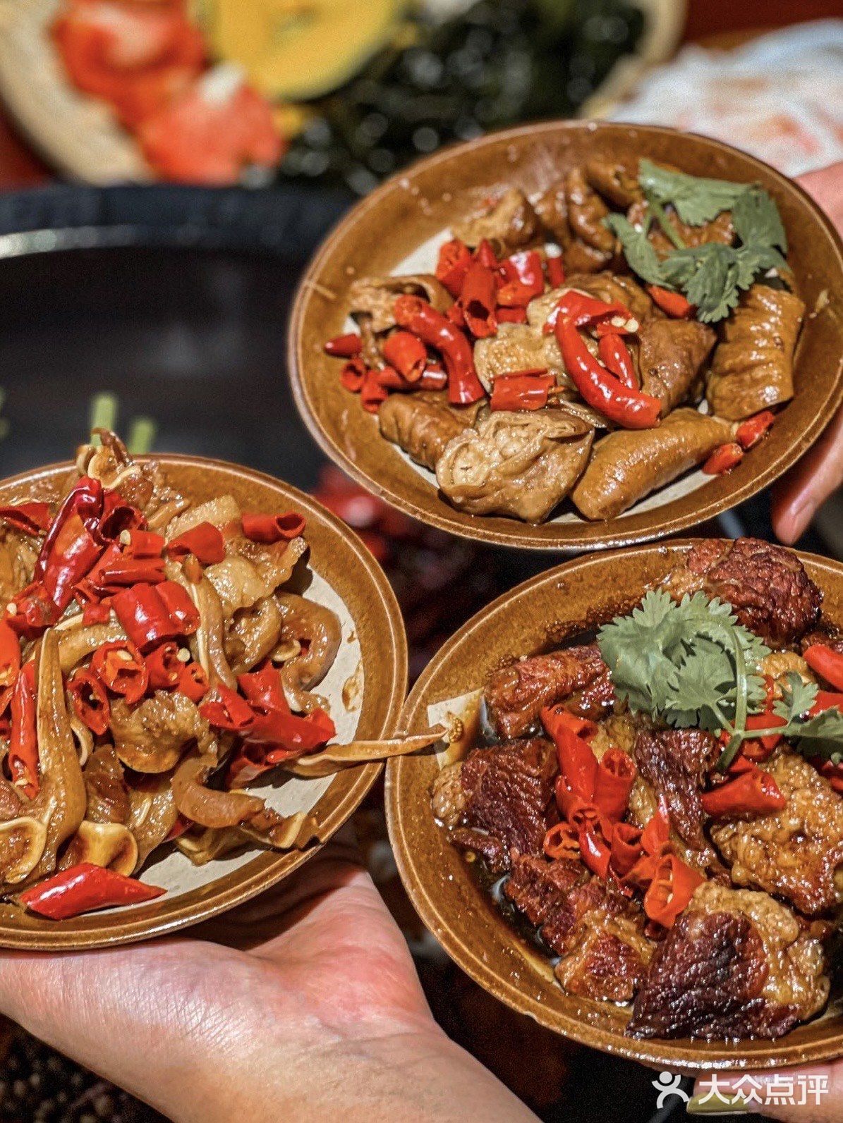 龙泉这家烧菜火锅味道巴适！各种烧菜任你选