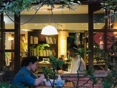 -菩提书坊(侨福大厦店)