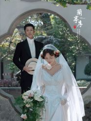 -樱花婚纱摄影