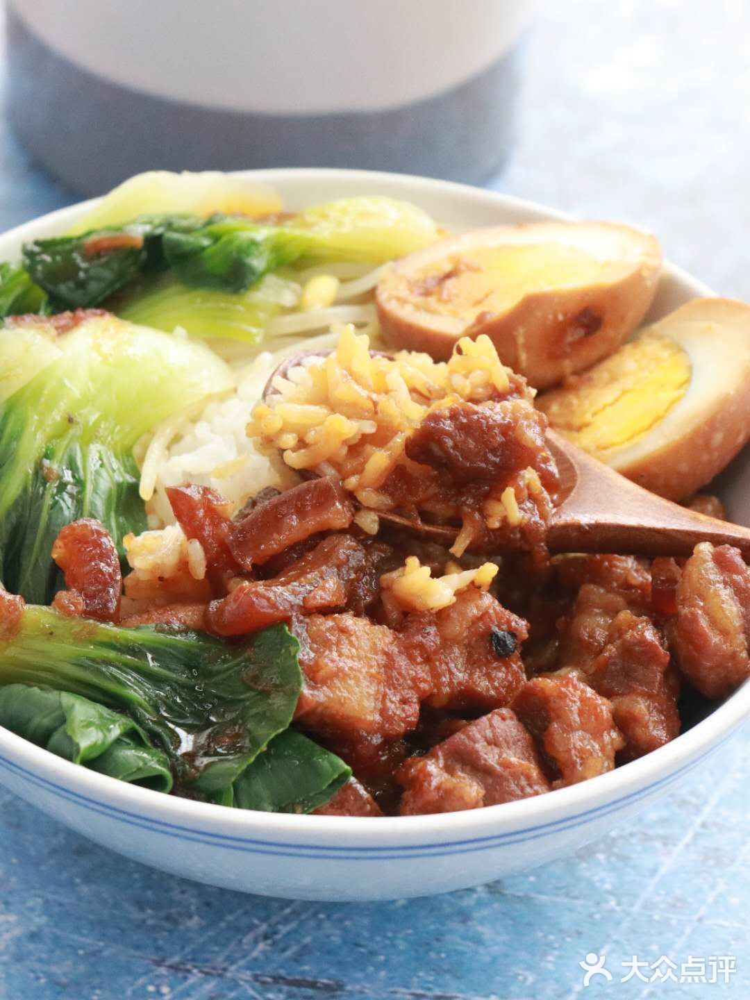 新手卤肉饭制作攻略：4步上手，连吃3碗！