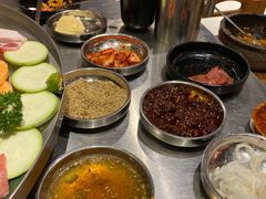 -哈哈碳都·牛肋条无限自助烤肉(台江万达店)