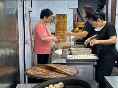 -老上海食惠裡小籠包生煎包