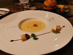 -HIGH FIVE哈福手工汉堡(桂林路店)