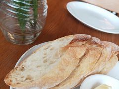 -ROAST coffee & eatery