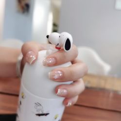 -芮娅时光半永久纹眉·美甲美睫·皮肤管理