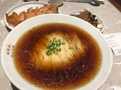 -松鹤面馆·古法焖肉面(观前店)