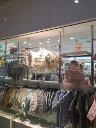 -爱婴室(上海汇智国际广场店)