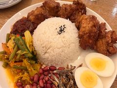 -峇峇娘马来西亚餐厅(望京SOHO店)