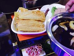 -乐宴KTV(华强北中航城君尚购物中心店)