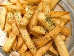 -LESCEDARS Brasserie Bistro香柏树