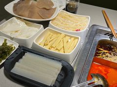 -海底捞火锅(关山保利店)