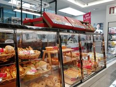 面包甜点陈列柜-味多美蛋糕(马家堡永辉店)
