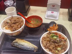 -食其家·牛丼咖喱(金桥太茂店)