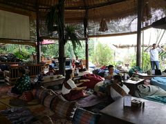 -乌托邦酒吧和餐厅